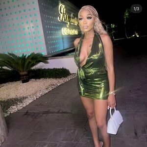 Blackless green dress